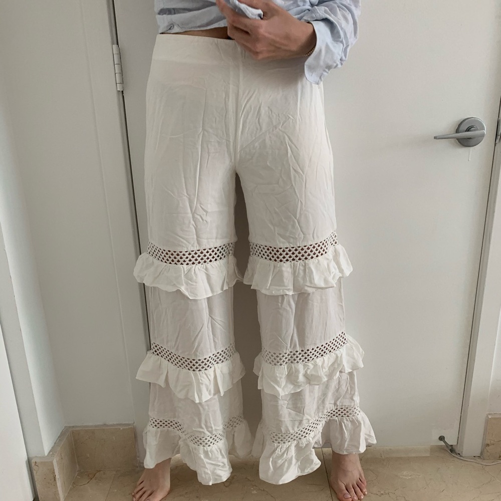 White palazzo pants